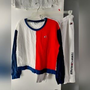Sz M Tommy Hilfiger jogger set